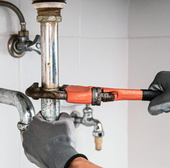 LEAK DETECTION & REPAIR